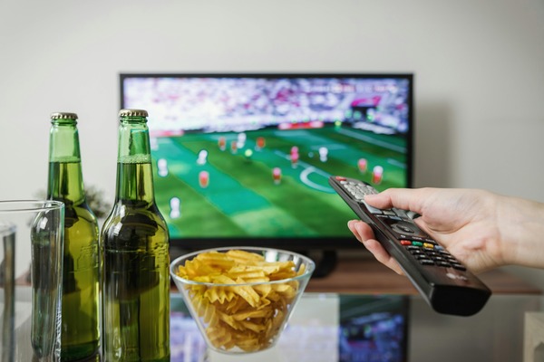 Home Theatre TVs and Electronics: Your Guide to Setting Up the Perfect System